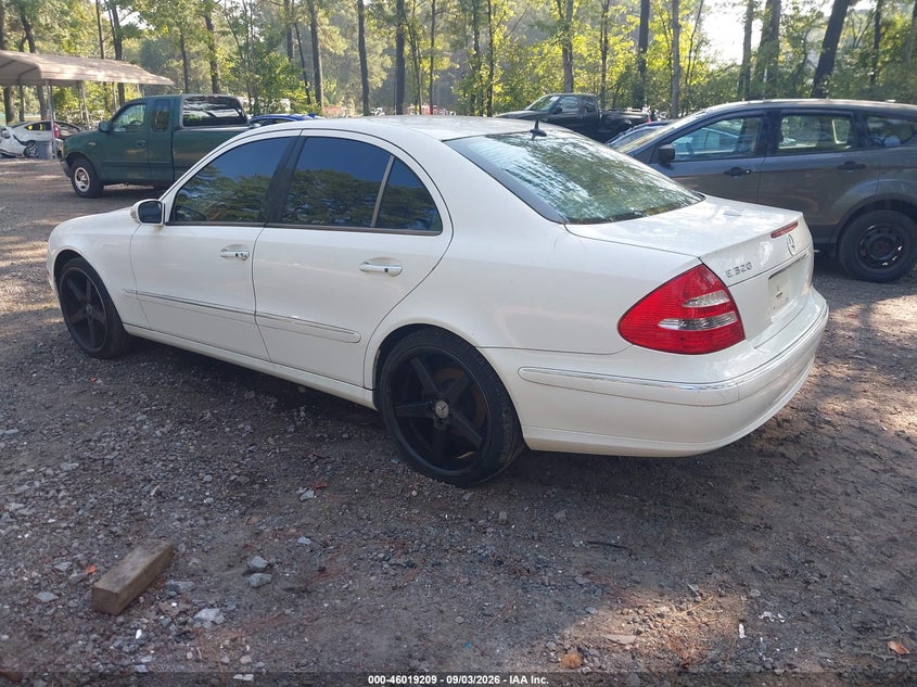 2005 MERCEDES-BENZ E 320 auction photo 3