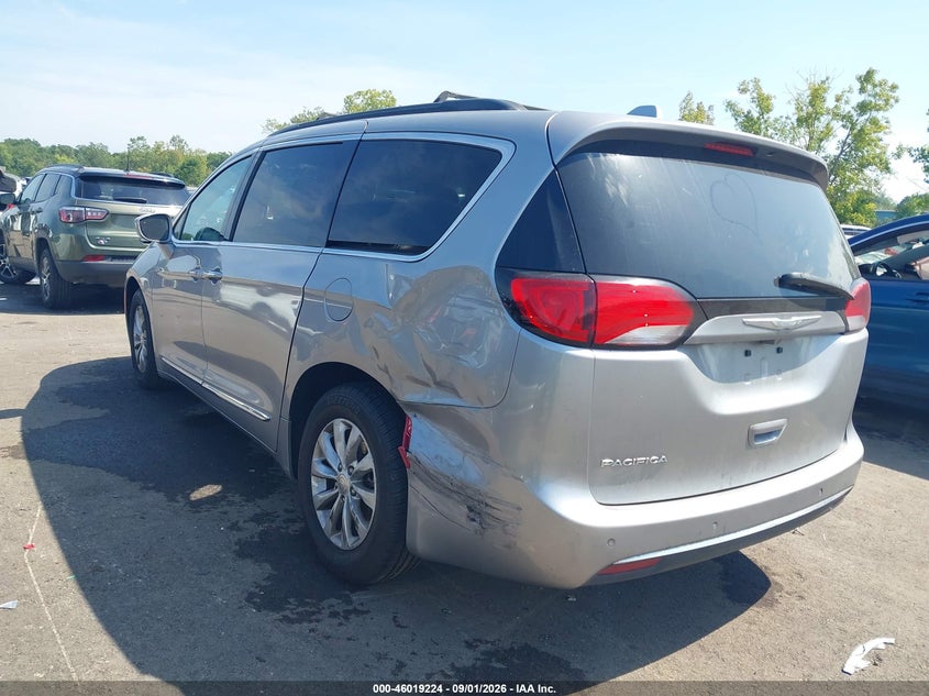 Vin: 2c4rc1bg9hr691870, lot: 46518615, chrysler pacifica touring-l 20173