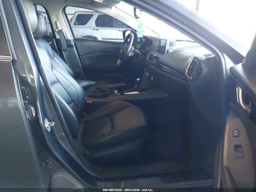 MAZDA MAZDA3 - zdjęcie 5