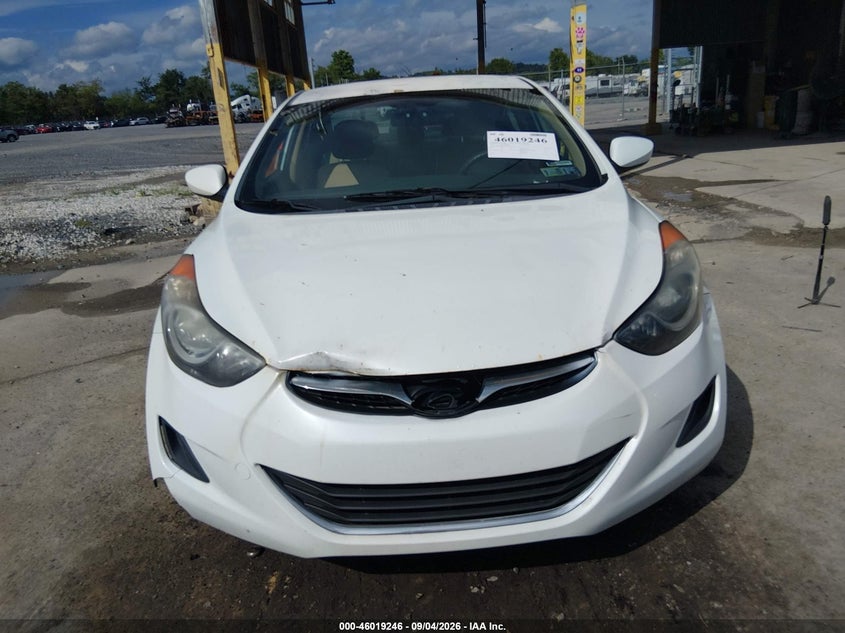 2011 HYUNDAI ELANTRA auction photo 6
