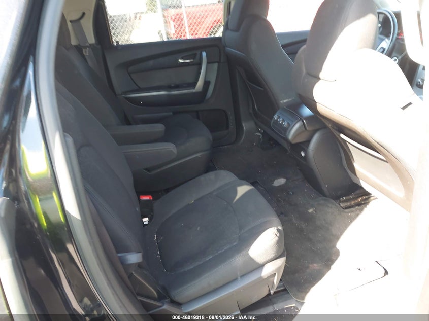 2011 GMC ACADIA auction photo 8