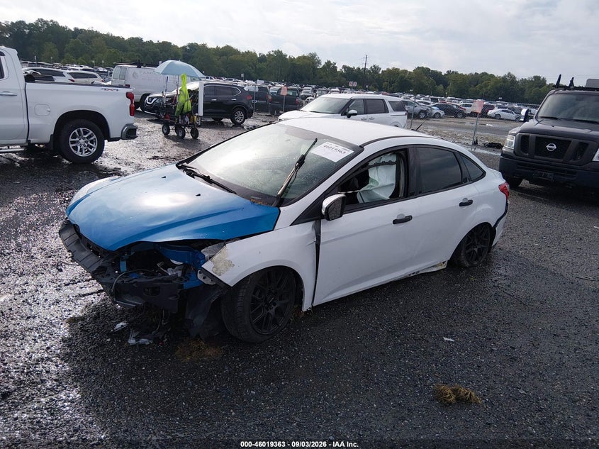 Vin: 1fadp3e26el379882, lot: 46518754, ford focus s 20142