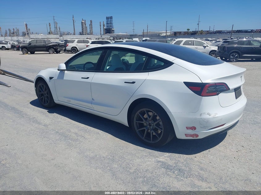 Vin: 5yj3e1ea9pf645814, lot: 46518794, tesla model 3 rear-wheel drive 20233