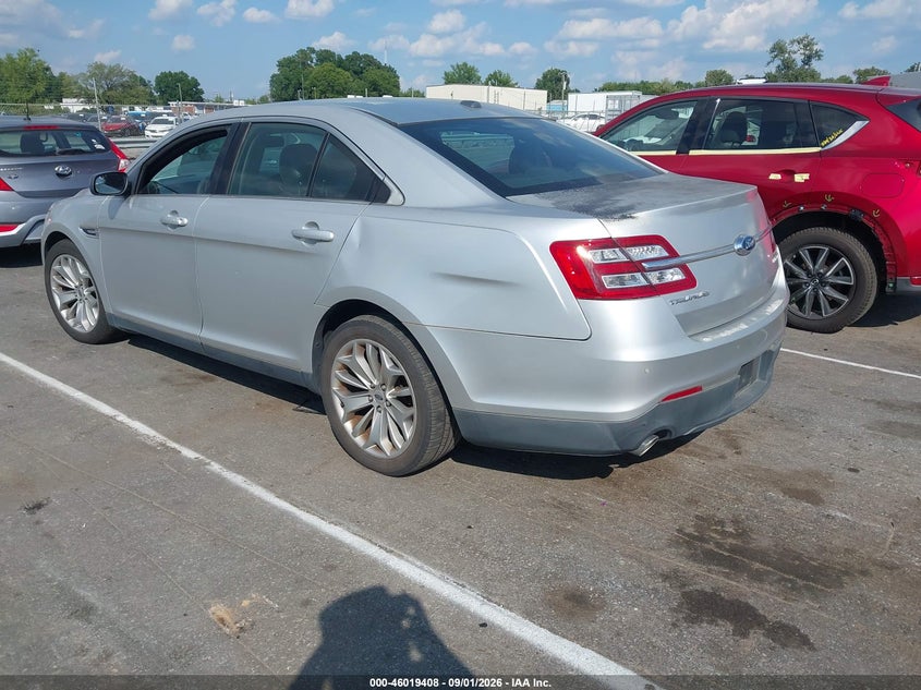2015 FORD TAURUS auction photo 3
