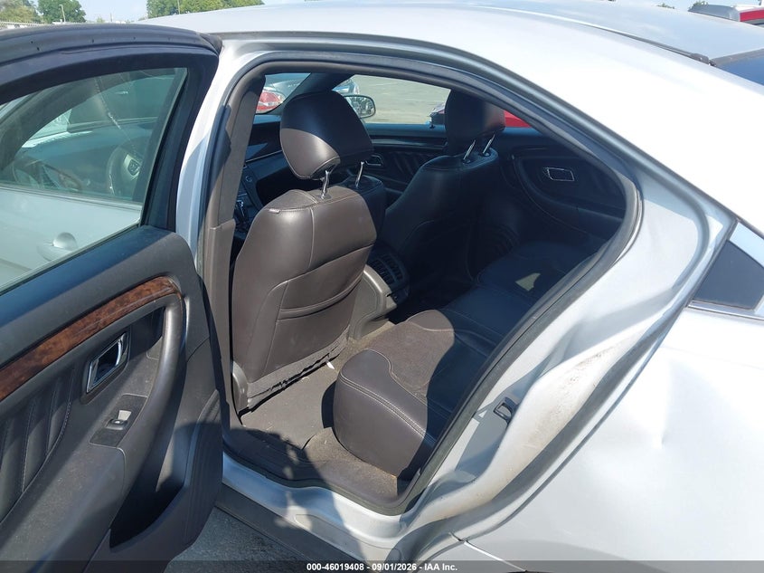 2015 FORD TAURUS auction photo 8