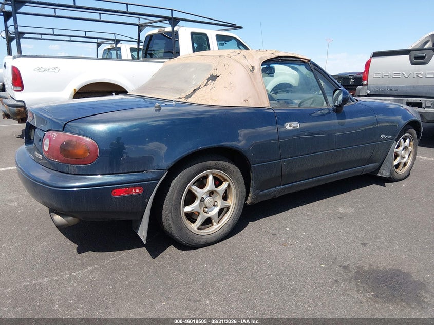1994 MAZDA MX-5 MIATA auction photo 4