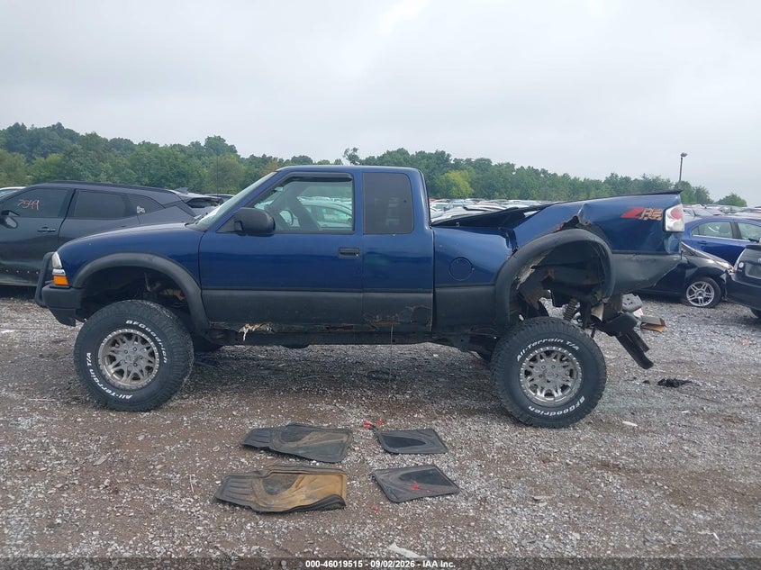 CHEVROLET S-10 1999 VIN 1GCCT19WXX8102922