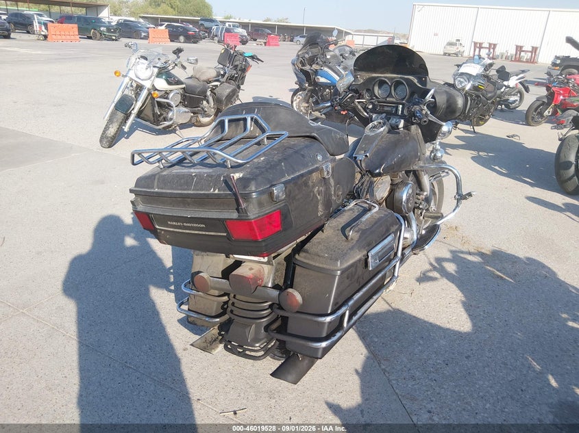 HARLEY-DAVIDSON FLHT 1996