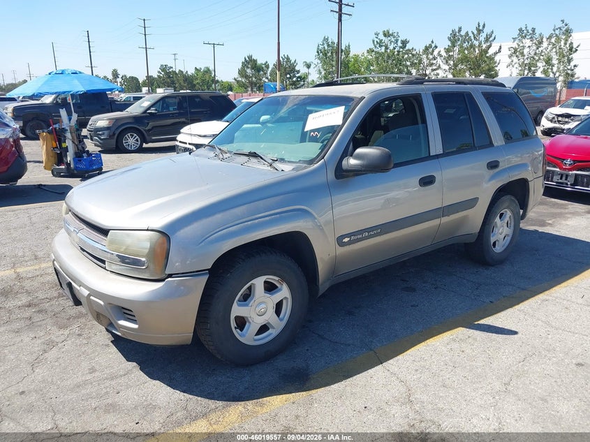 2003 CHEVROLET TRAILBLAZER auction photo 2