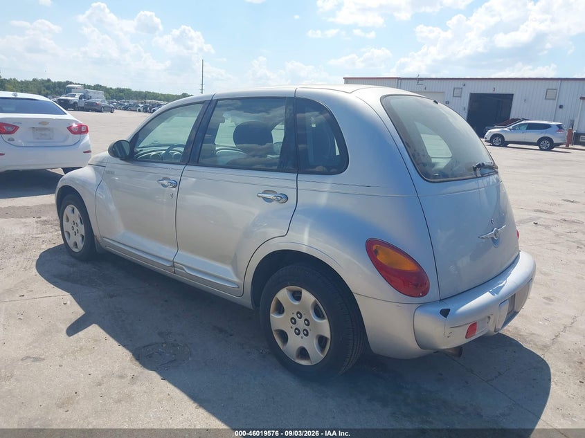 2004 CHRYSLER PT CRUISER auction photo 3