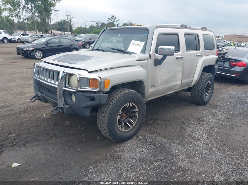 HUMMER H3 SUV 2006 VIN 5GTDN136768212616