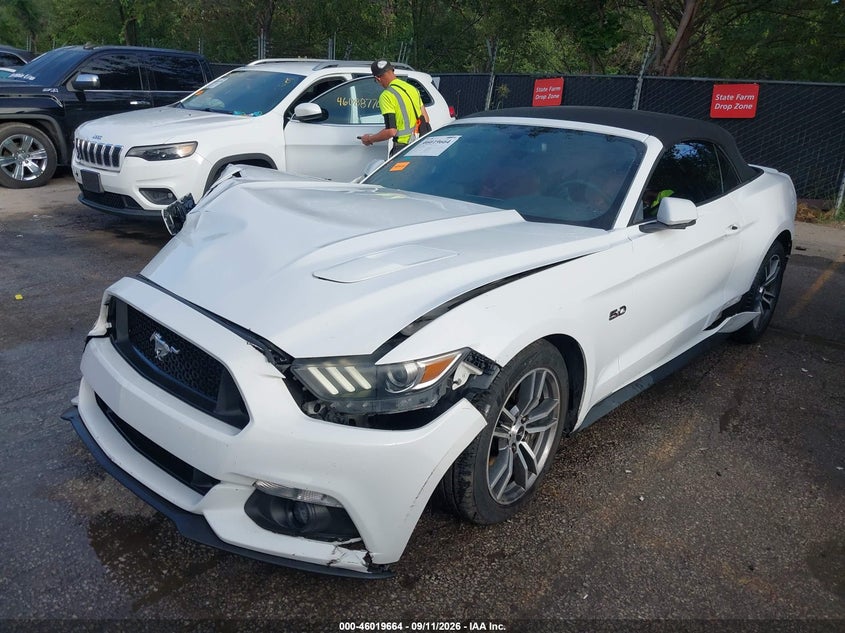 FORD MUSTANG - zdjęcie 2
