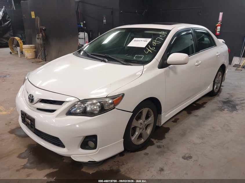 2011 TOYOTA COROLLA auction photo 2