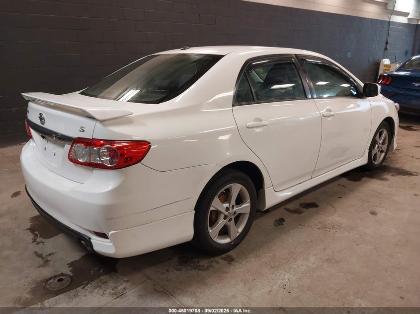 2011 TOYOTA COROLLA auction photo 4