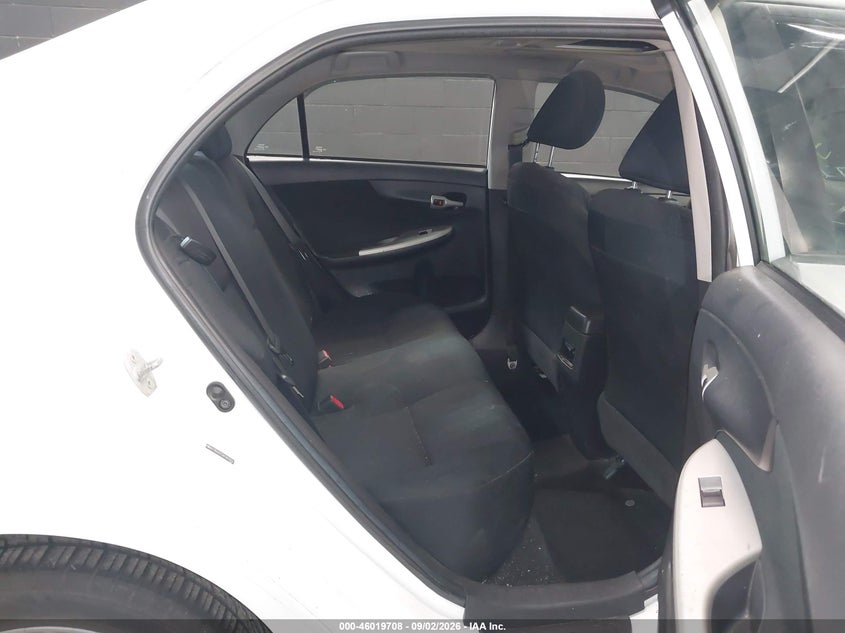 2011 TOYOTA COROLLA auction photo 8