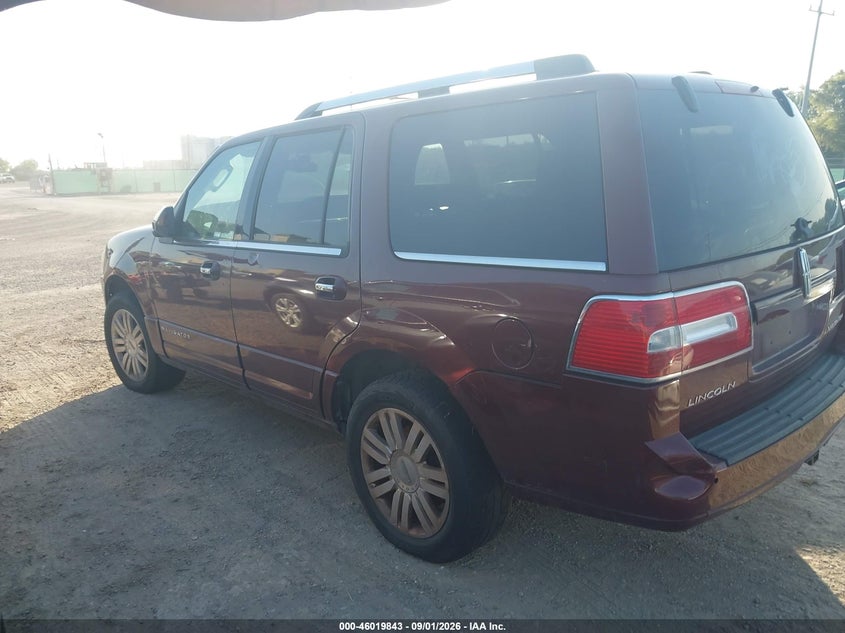 2012 LINCOLN NAVIGATOR auction photo 3