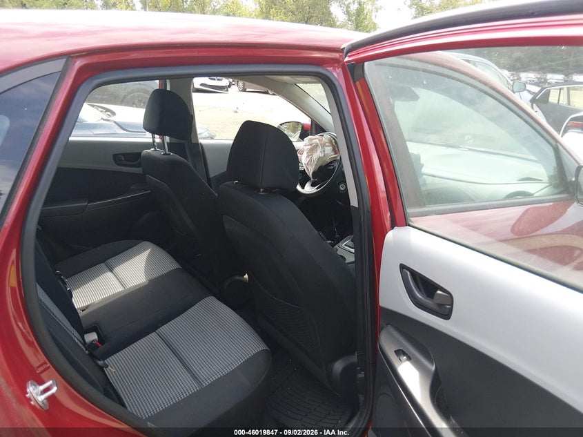 HYUNDAI KONA 2019 VIN KM8K12AA8KU320005