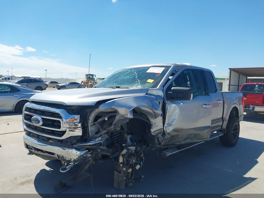 2021 Ford F-150 Xlt, Left Side, IAAI, VIN 1FTFW1E56MFC05053 — photo 2