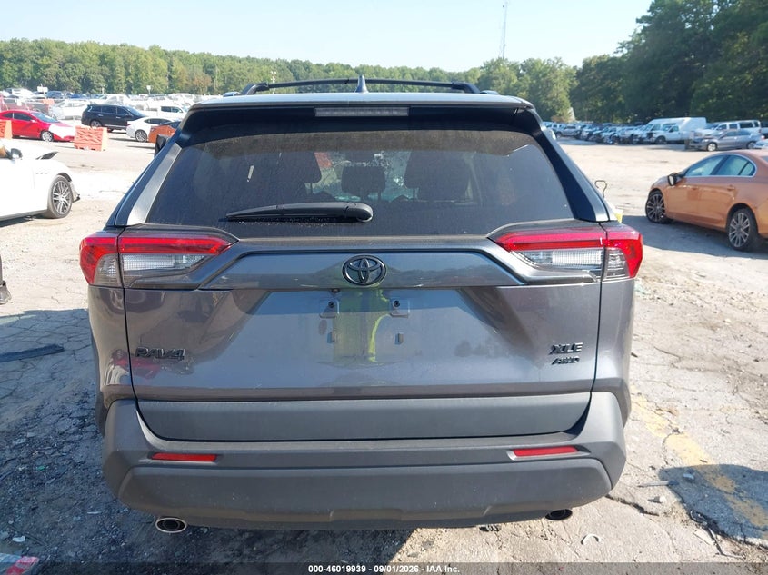 2024 Toyota RAV 4 (VIN: 2T3A1RFV1RC397821)