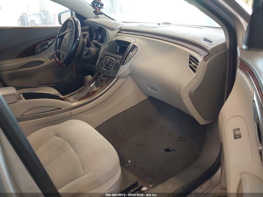 2011 BUICK LACROSSE auction photo 5