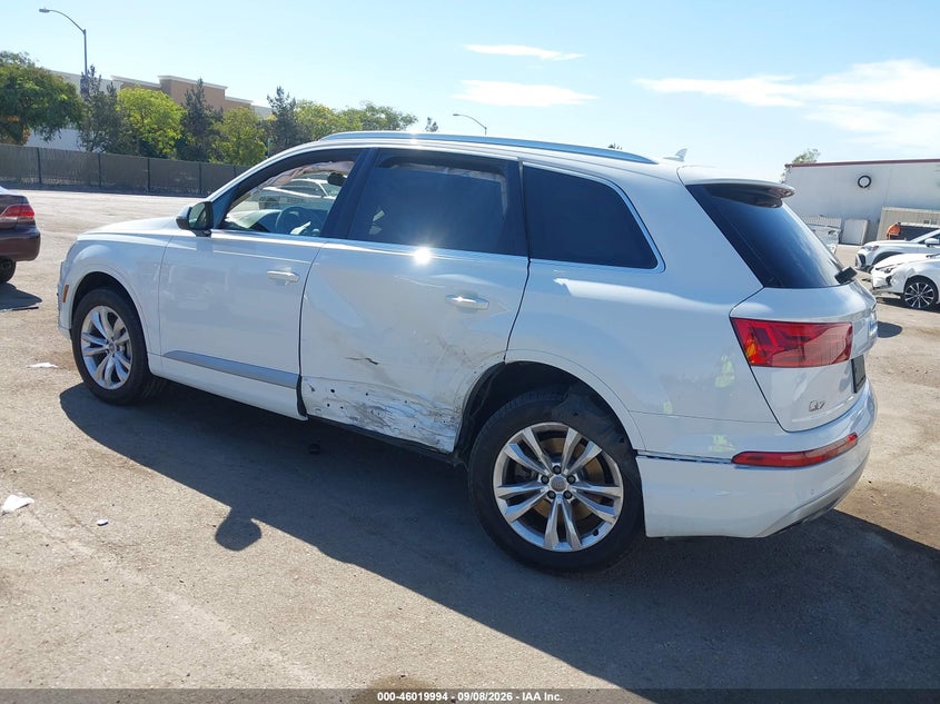 Vin: wa1ahaf70kd046537, lot: 46519385, audi q7 45 premium 20193