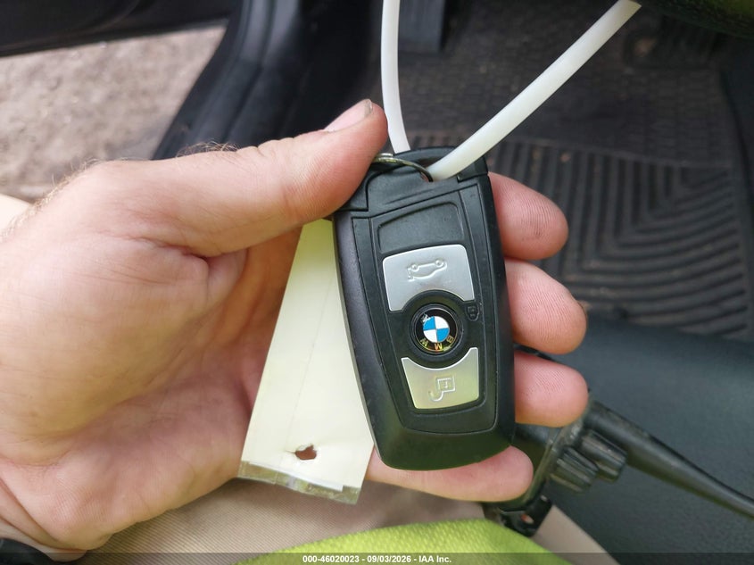 BMW 328I - zdjęcie 11