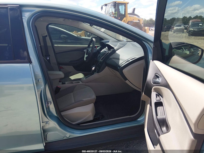 2012 FORD FOCUS auction photo 5