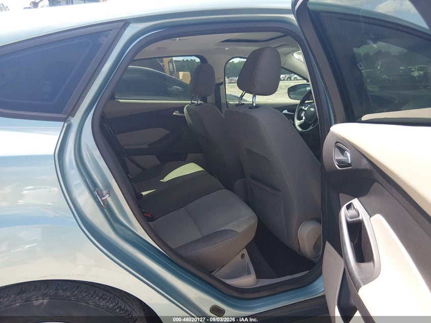2012 FORD FOCUS auction photo 8