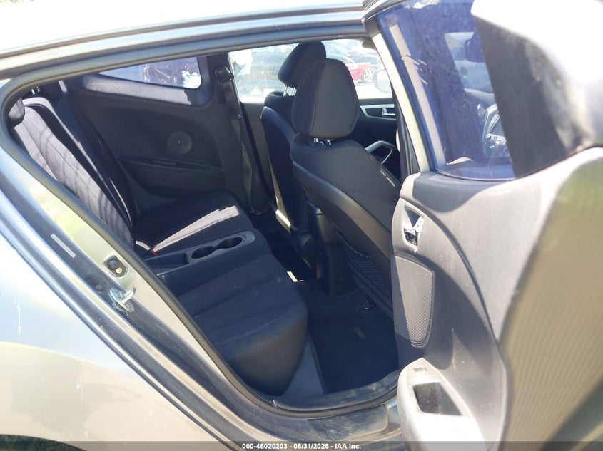 2012 HYUNDAI VELOSTER auction photo 8