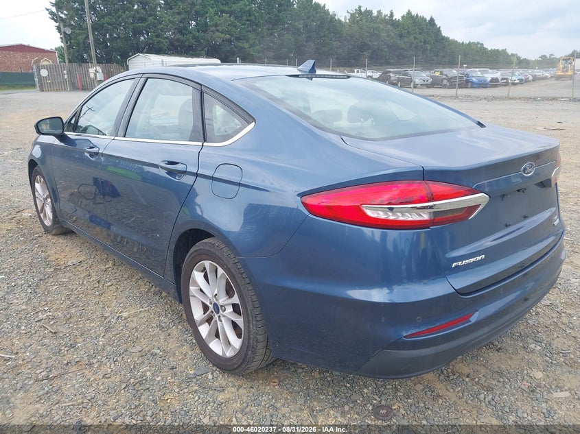 2019 FORD FUSION auction photo 3