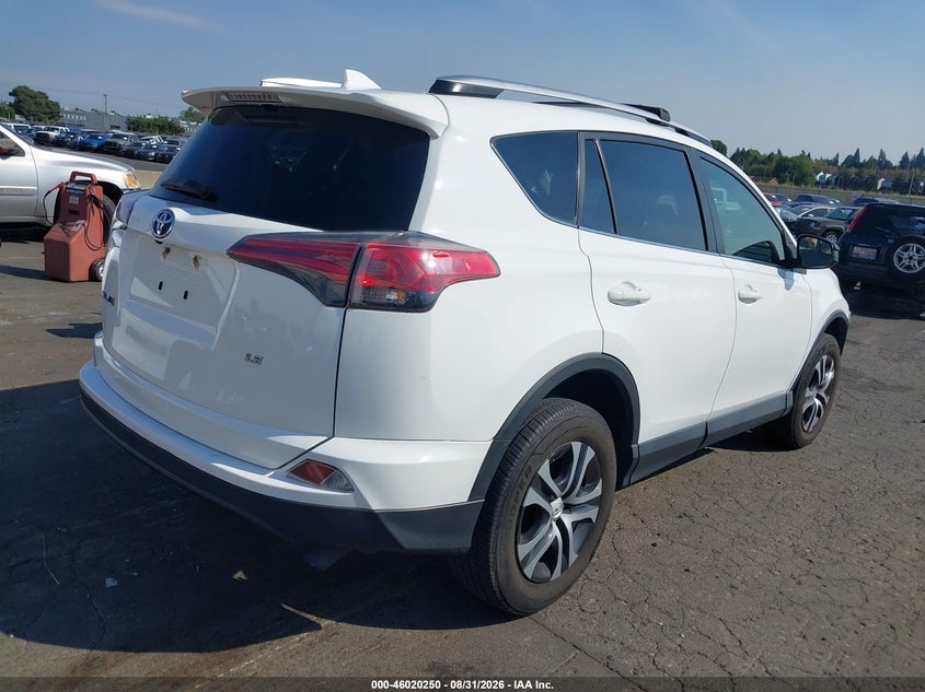 TOYOTA RAV4 - zdjęcie 4