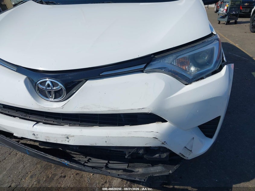 TOYOTA RAV4 - zdjęcie 6