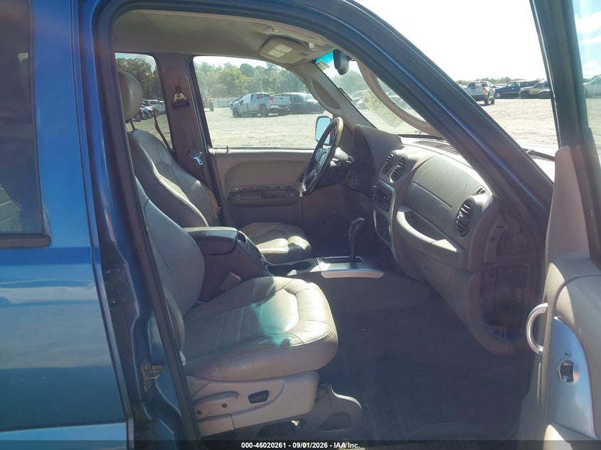 2004 JEEP LIBERTY auction photo 5