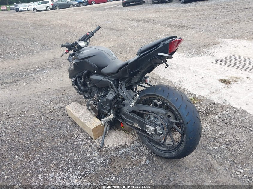 YAMAHA MT07 2019