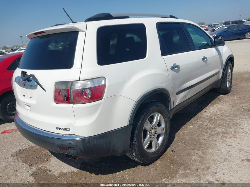 2010 GMC ACADIA auction photo 4