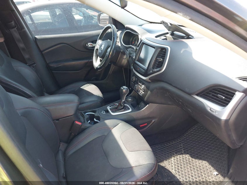 2015 JEEP CHEROKEE auction photo 5