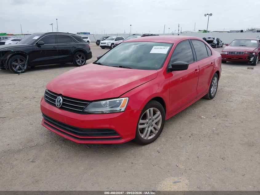 2015 VOLKSWAGEN JETTA auction photo 2