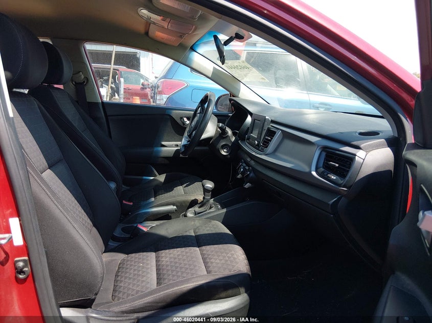 2018 KIA RIO auction photo 5