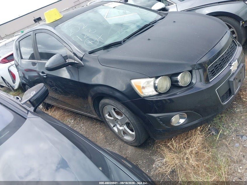 2015 CHEVROLET SONIC auction photo 1