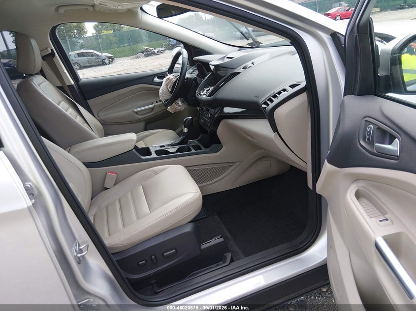FORD ESCAPE 2018 VIN 1FMCU9J96JUB05652