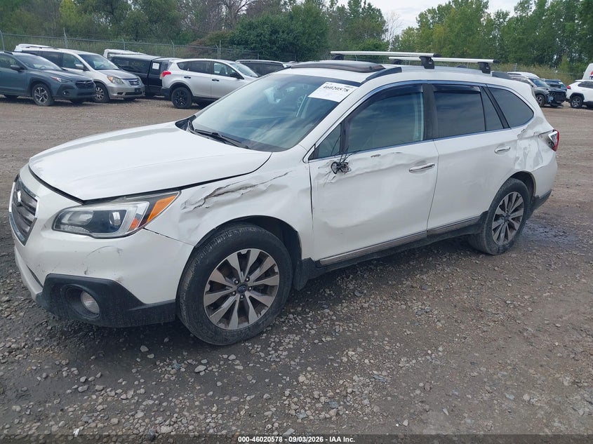 2017 SUBARU OUTBACK auction photo 2
