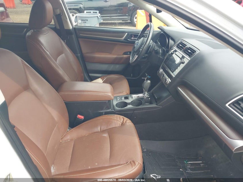 2017 SUBARU OUTBACK auction photo 5