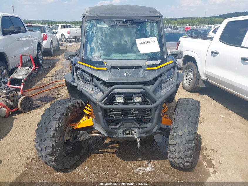 CAN-AM COMMANDER MAX 2022