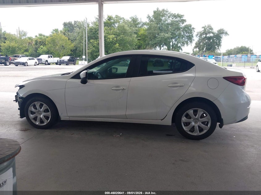 MAZDA MAZDA3 - zdjęcie 15