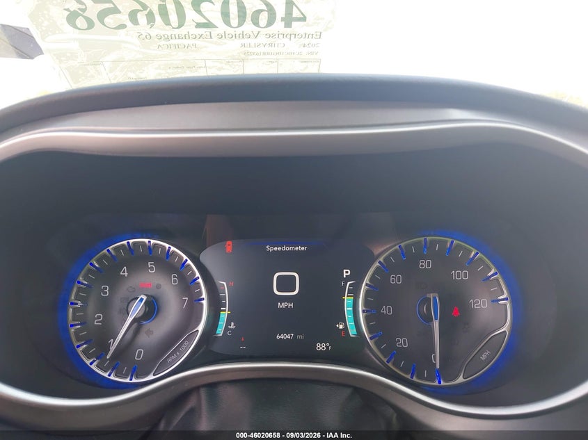 2024 CHRYSLER PACIFICA auction photo 7