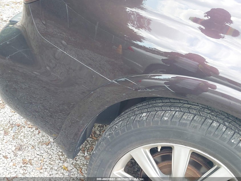 2012 INFINITI QX56 auction photo 6