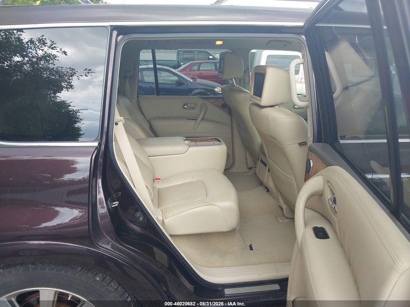 2012 INFINITI QX56 auction photo 8