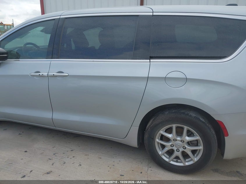 2026 CHRYSLER PACIFICA SELECT · Фото 14