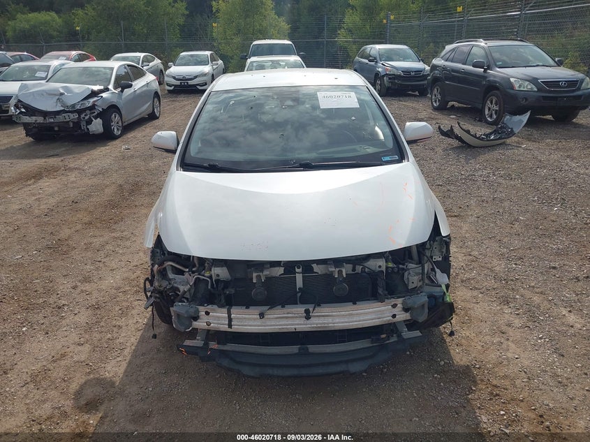 TOYOTA PRIUS PRIME - zdjęcie 12