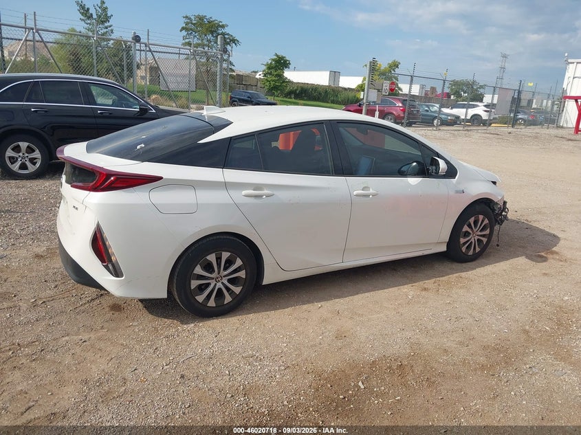 TOYOTA PRIUS PRIME - zdjęcie 13